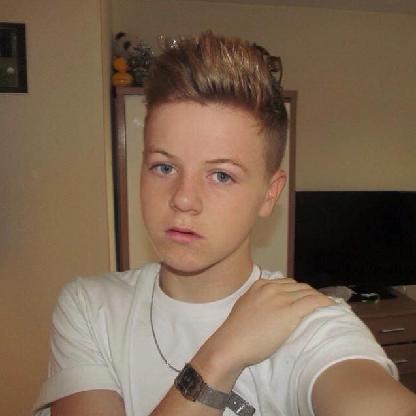 lloydybtheg123's avatar