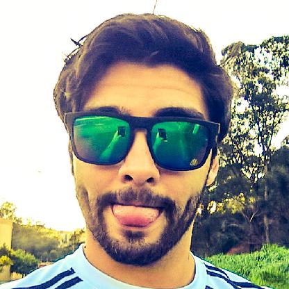 r7semideus's avatar