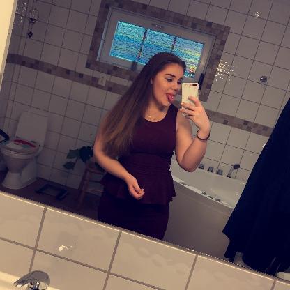 Viiiktoriaj's avatar