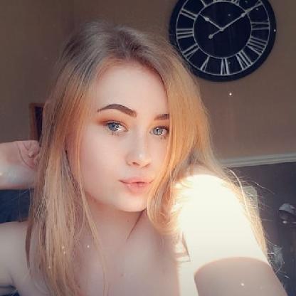 elizabethxrm's avatar