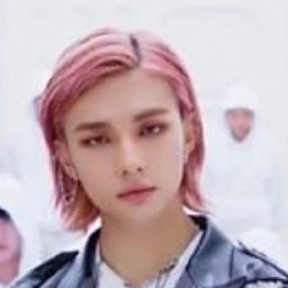 Straykids_cw's avatar