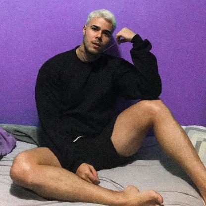 zZZiLLKiNGZz's avatar