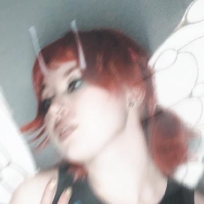 eileencelia's avatar