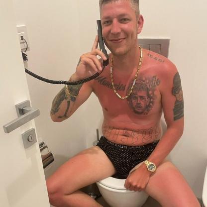 Sintex21_1337's avatar