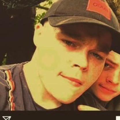 FaZe-woodsy's avatar