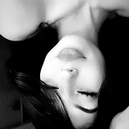 onlyjuliaa's avatar
