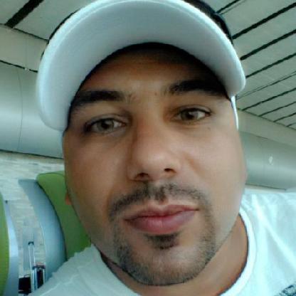 EWERTONLOPEZ12's avatar