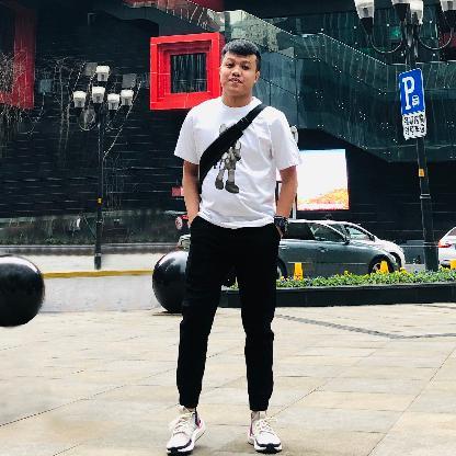 ThomasLam97's avatar