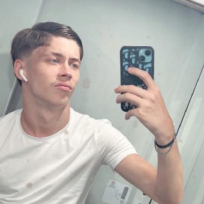 Andry10bomber's avatar