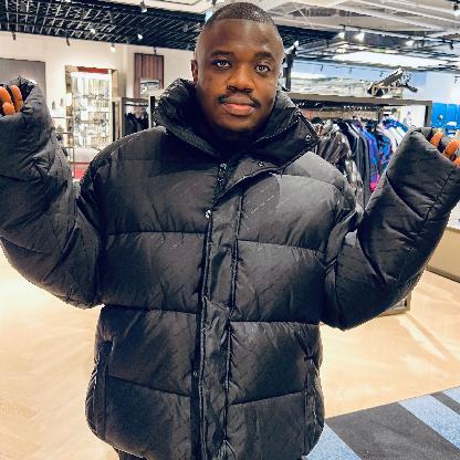 ayodeleosunde's avatar