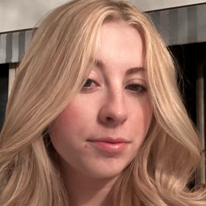EllaMead's avatar