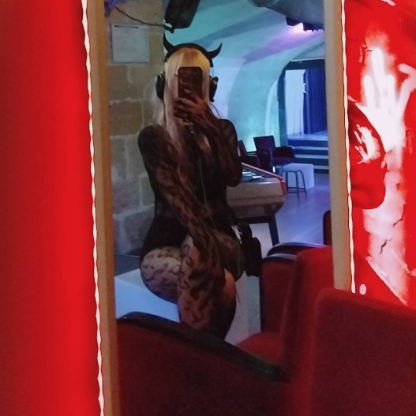 NaivanaTV's avatar