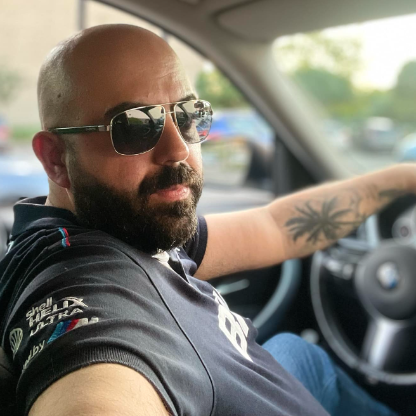 K4R4-1453's avatar