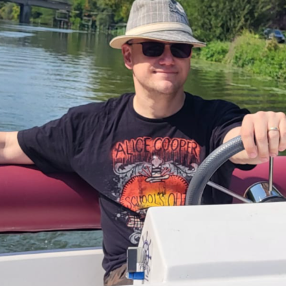 Ramonster1977's avatar