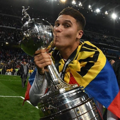 lautarobosco's avatar