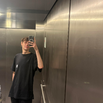 k4p3uu's avatar