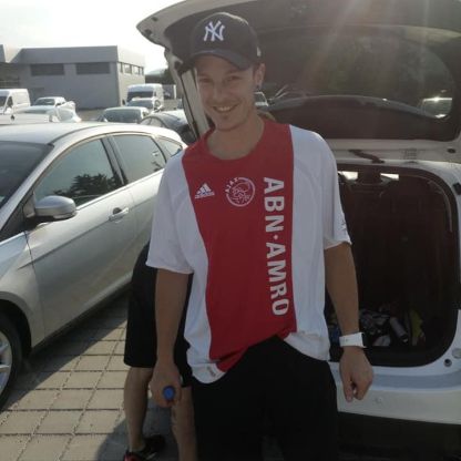 AUT_Toni's avatar