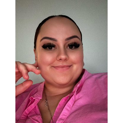 Shaniaapr1998's avatar