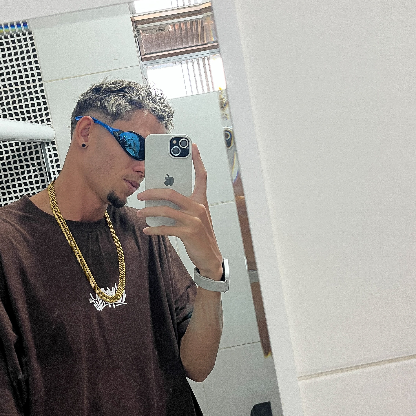 yhdx21551qxk's avatar