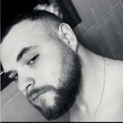 4192421012's avatar